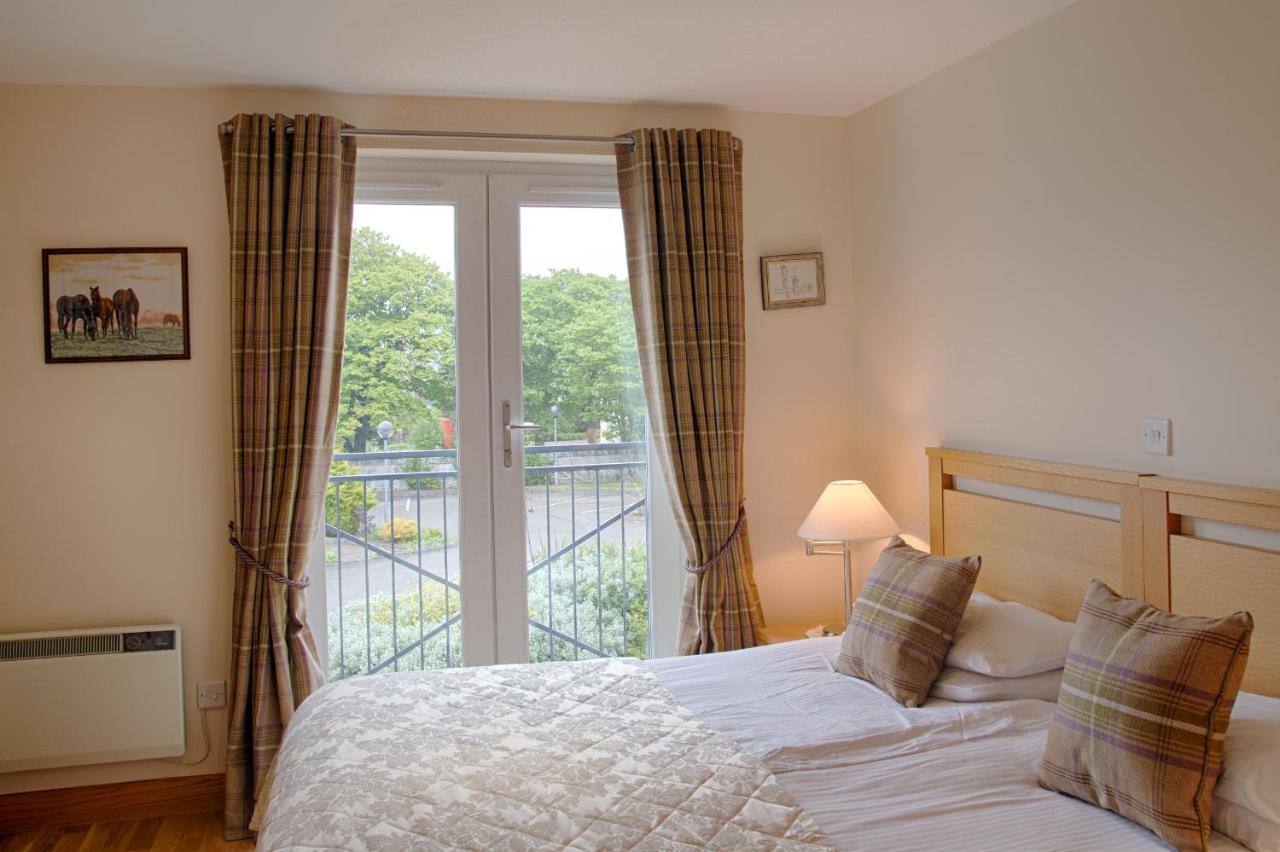 Links Apartment Brora Exterior foto